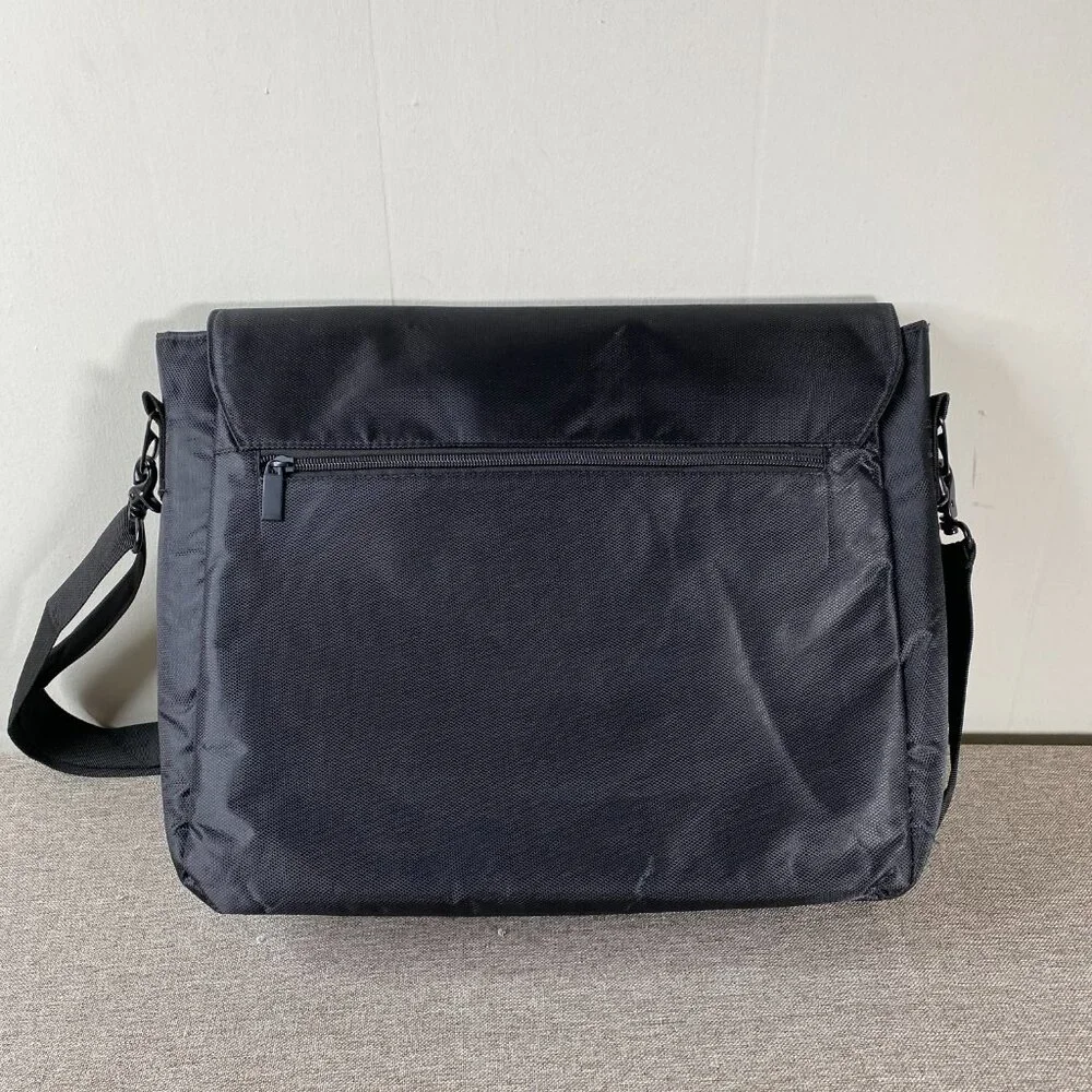 Oracle Laptop Messenger Bag Black Logo 16